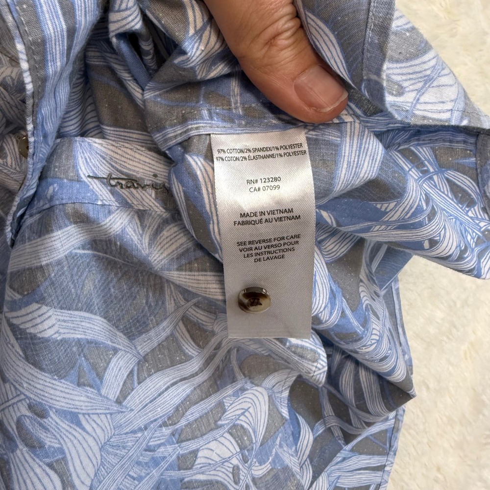 NWOT Travis Mathew Button Down Mens Medium Tropical Palm Leaf Stretch Vacation - Picture 4 of 5